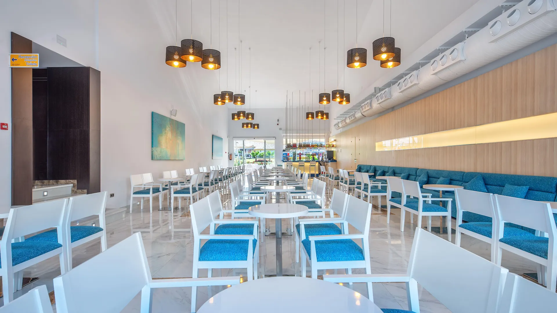 Globales Playa Estepona 4*,